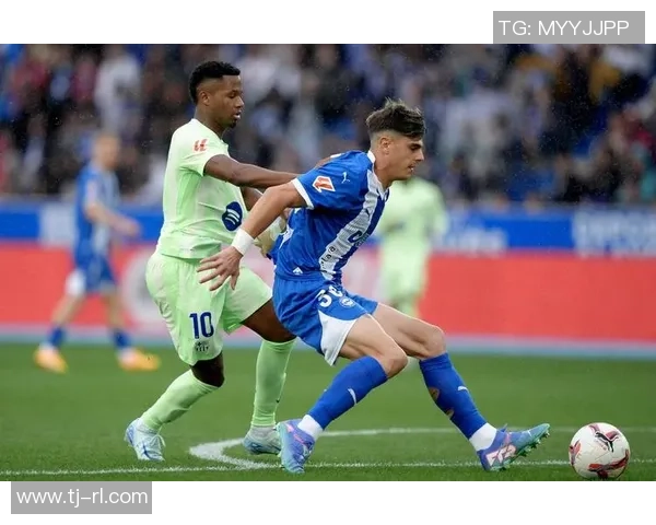 足球明星莱万特的辉煌历程与未来展望解析 足球明星莱万特的辉煌历程与未来展望解析