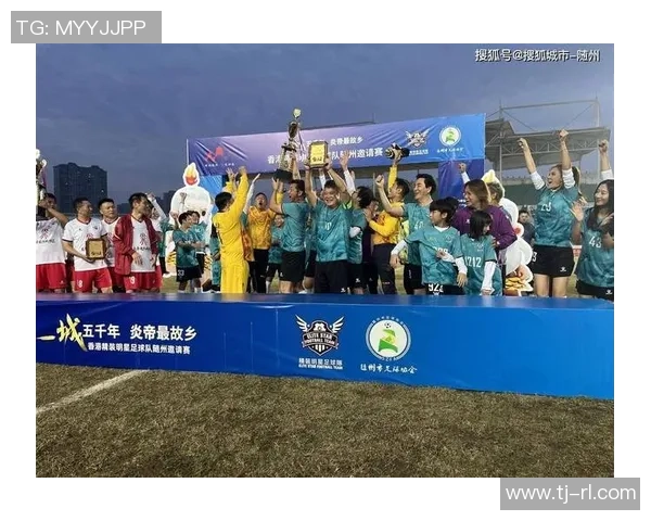 青春与情怀交织的足球明星们在绿茵场上书写传奇人生