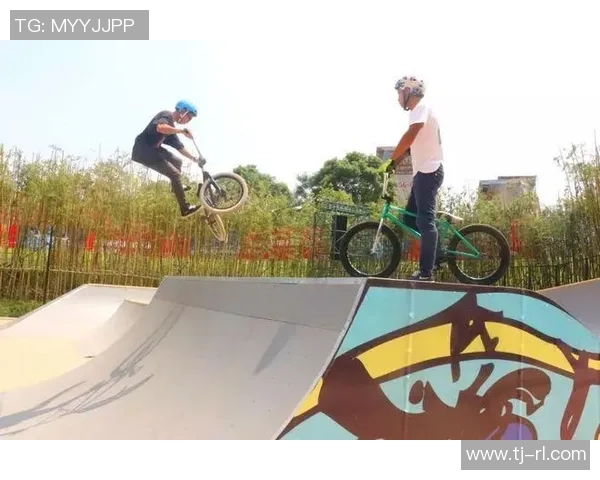 极限运动联赛点评：南京街舞队的灵活性表现